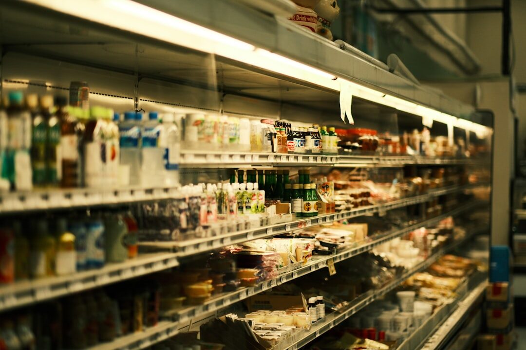 Photo save money groceries