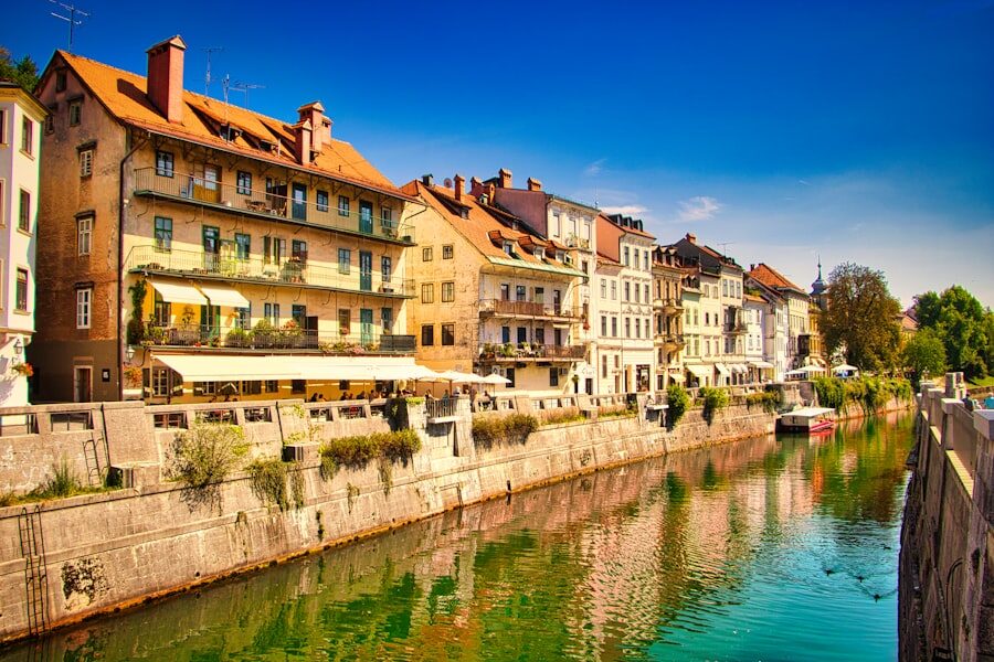 cheap travel destinations europe