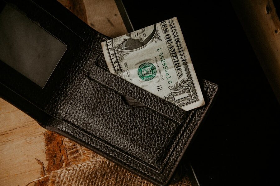Photo financial education tips for men