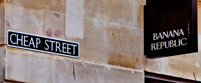 Photo travel for cheap