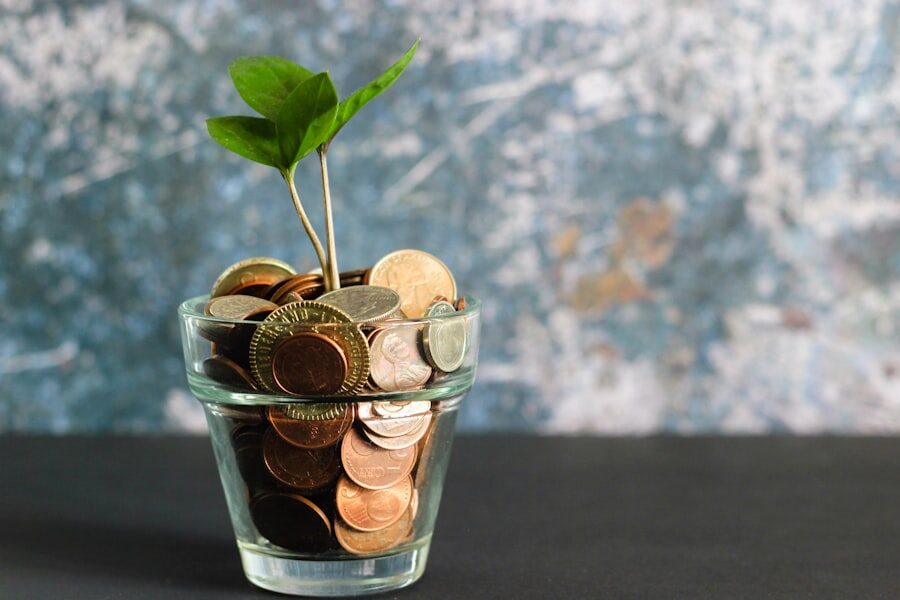 Photo saving money