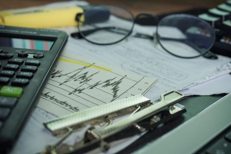 Photo financial planning template