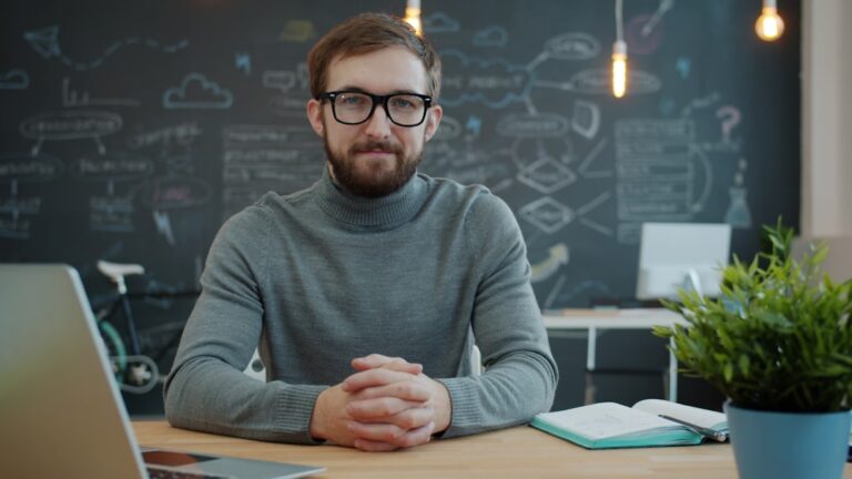 Photo financial education youtube channel German recommendation